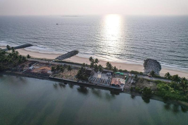 Reunion Ocean Tides Hotel Udupi Exterior photo