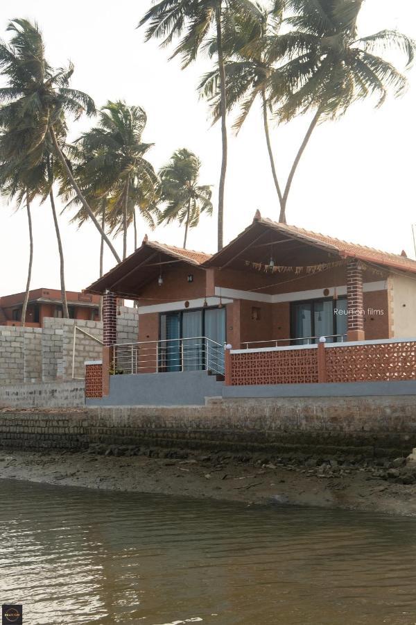Reunion Ocean Tides Hotel Udupi Exterior photo